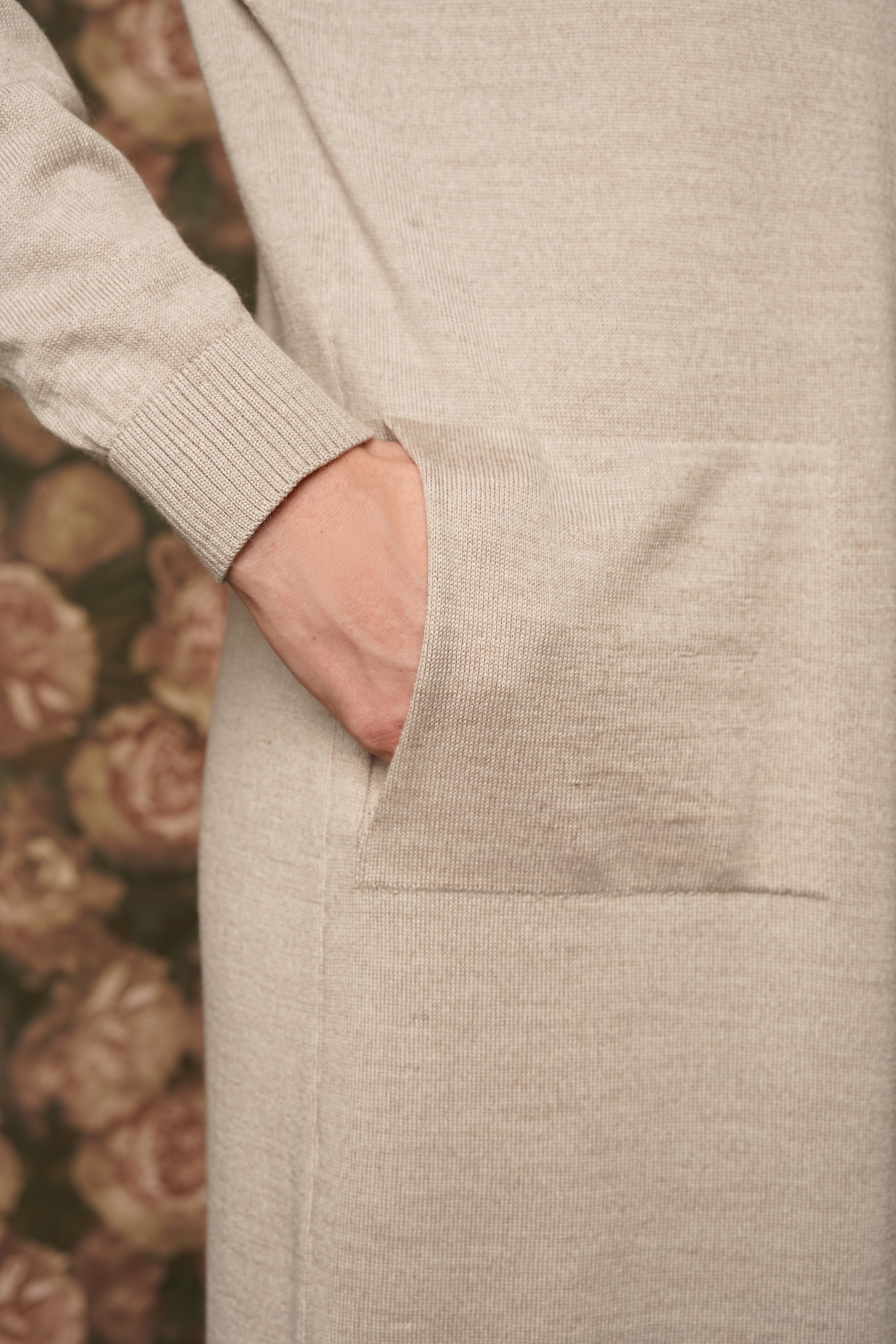 Merino wool dress with pockets